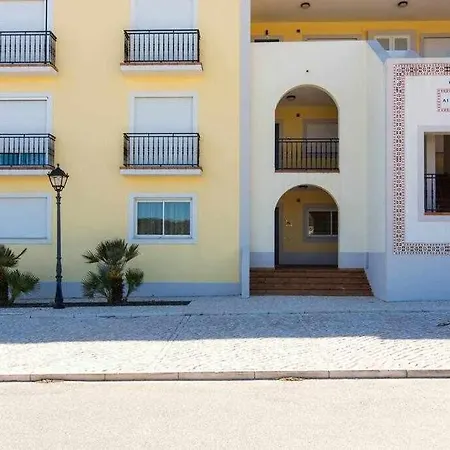 T2 Sea View, Pool, Golf, Private Terrace, Del Rey, Obidos A1 Apartment
