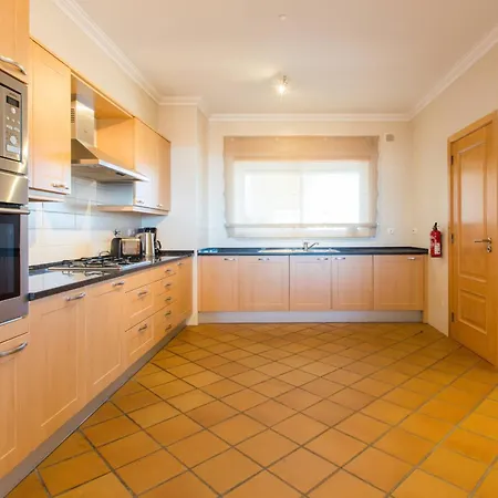 T2 Sea View, Pool, Golf, Private Terrace, Del Rey, Obidos A1 Apartment *