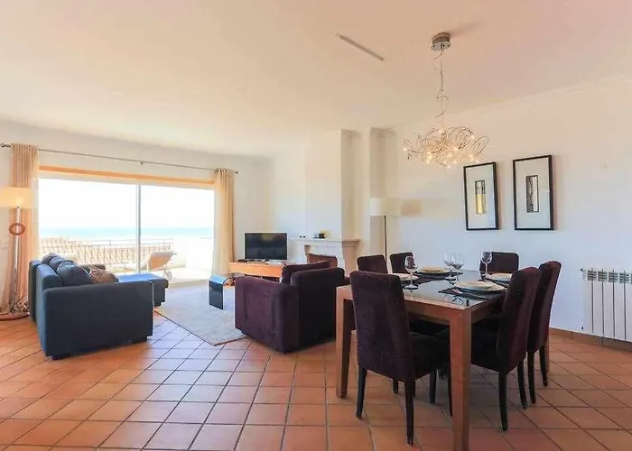 T2 Sea View, Pool, Golf, Private Terrace, Del Rey, Obidos A1 Daire
