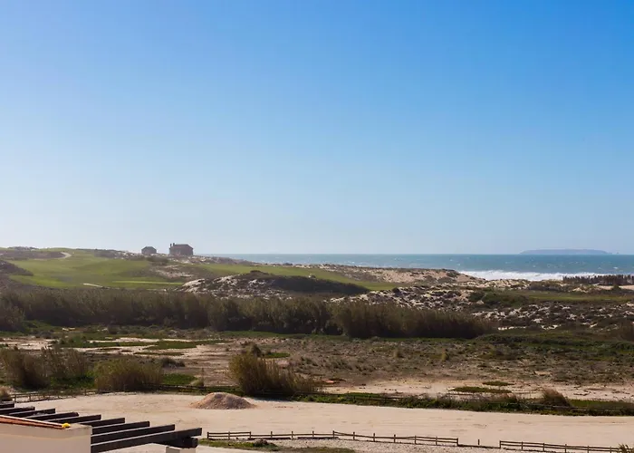 T2 Sea View, Pool, Golf, Private Terrace, Del Rey, Obidos A1 Daire